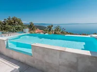 Недвижимость Квартира Побрии, Опатия: 25