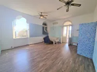 Недвижимость Трехкомнатная квартира в центре: 5