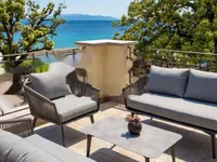 Недвижимость Двухкомнатная квартира в Центре: 2