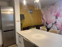 Недвижимость Двухкомнатная квартира Центр: 6