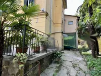 Недвижимость Трехкомнатная квартира в Центре: 27