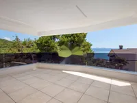 Недвижимость Трехкомнатная квартира Центр: 9