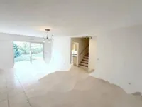 Недвижимость Maison Croix des Gardes: 2