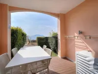 Недвижимость Apartment Croix des Gardes: 1