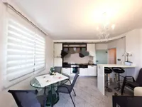 Недвижимость Четырехкомнатная квартира Ика: 2