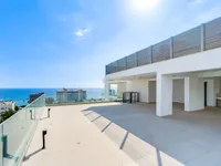 Недвижимость 3 Bedroom Penthouse for Sale in Agios Tychonas, Limassol: 2