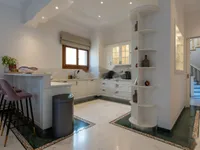 Недвижимость 6 Bedroom Villa For Sale in Mouttagiaka, Limassol: 4