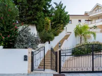 Недвижимость 6 Bedroom Villa For Sale in Mouttagiaka, Limassol: 24