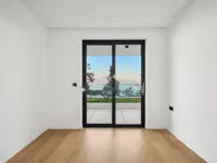 Недвижимость Четырехкомнатная квартира Центр: 15