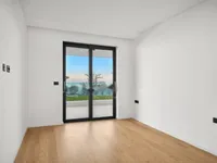 Недвижимость Четырехкомнатная квартира Центр: 16