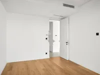 Недвижимость Четырехкомнатная квартира Центр: 17