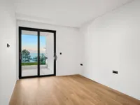 Недвижимость Четырехкомнатная квартира Центр: 22