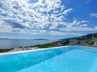 Недвижимость Семейный дом Побри, Опатия: 32