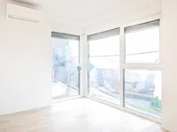 Недвижимость Четырехкомнатная квартира : 6