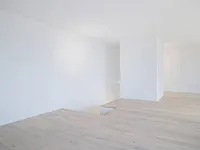 Недвижимость Четырехкомнатная квартира : 11