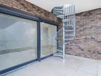 Недвижимость Четырехкомнатная квартира : 18