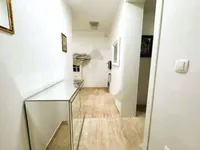 Недвижимость Четырехкомнатная квартира Центральная Опация: 7