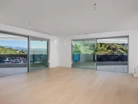 Недвижимость Четырёхкомнатная квартира Центр: 24