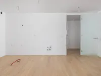 Недвижимость Четырёхкомнатная квартира Центр: 26