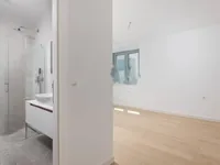 Недвижимость Четырёхкомнатная квартира Центр: 39