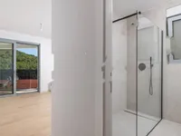 Недвижимость Двухкомнатная квартира Центр: 8