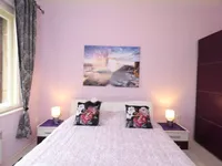 Недвижимость Двухкомнатная квартира Центр: 7