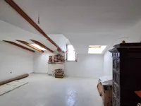 Недвижимость Трехкомнатная квартира Центр: 5