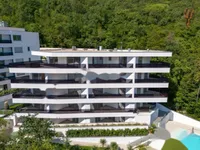 Недвижимость Четырёхкомнатная квартира в Опатии: 36