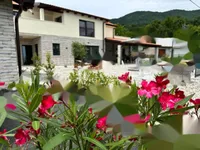 Недвижимость Семейный дом в Поляне: 1