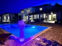 Недвижимость Семейный дом в Поляне: 3