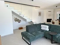 Недвижимость Семейный дом в Поляне: 24