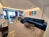 Недвижимость Трехкомнатная квартира Добреч: 1