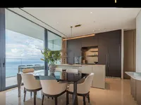 Недвижимость First Line 3 Bedroom Apartment in Mouttagiaka , Limassol: 2