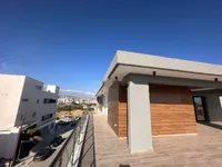 Недвижимость 2 Bedroom Penthouse Apartment for Sale in Mesa Geitonia, Limassol: 7