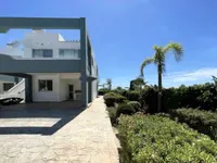 Недвижимость 3 Bedroom Apartment for Sale in Pervolia, Larnaca: 2