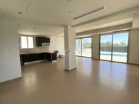 Недвижимость 3 Bedroom Apartment for Sale in Pervolia, Larnaca: 5