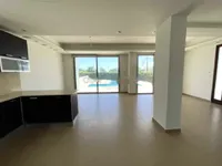 Недвижимость 3 Bedroom Apartment for Sale in Pervolia, Larnaca: 6