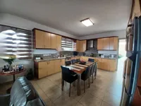 Недвижимость 5 Bedroom Villa For Sale In Limassol in Agia Fylaxis: 16