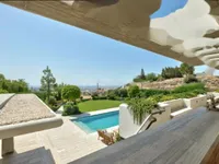 Недвижимость 6 Bedroom Villa for Sale in Panthea, Limassol: 16