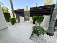 Недвижимость 5 Bedroom Coastal Villa for Sale in Pyrgos, Limassol: 11