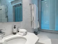 Недвижимость 2 Bedroom Luxury Apartment for Sale in Limassol, Pyrgos Coastal: 9