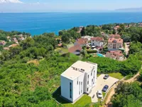 Недвижимость Трёхкомнатная квартира Оприч: 41