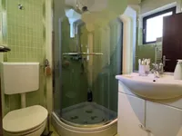 Недвижимость Четырехкомнатная квартира Центр: 14