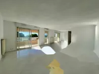 Недвижимость Apartment La Bocca: 3