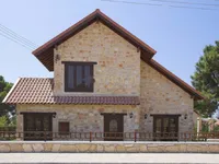 Недвижимость 4 Bedroom Detached house in Souni-Zanakia, Limassol: 5