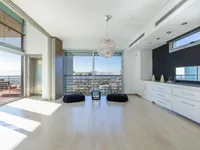 Недвижимость 6 Bedroom Unique Modern Villa For sale with Sea Views in Agia Fyla, Limassol: 25