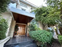 Недвижимость 5 Bedroom House and Office For Sale in Agios Nektarios: 1