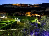 Недвижимость 5 Bedroom Villa in Agios Tychonas, Limassol: 9