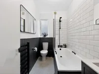 Недвижимость Charing Cross Road: 7