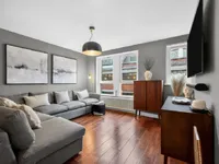 Недвижимость Charing Cross Road: 10